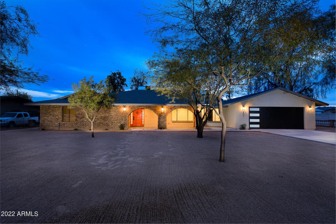 3005 E Bloomfield Rd., Phoenix, AZ 85032