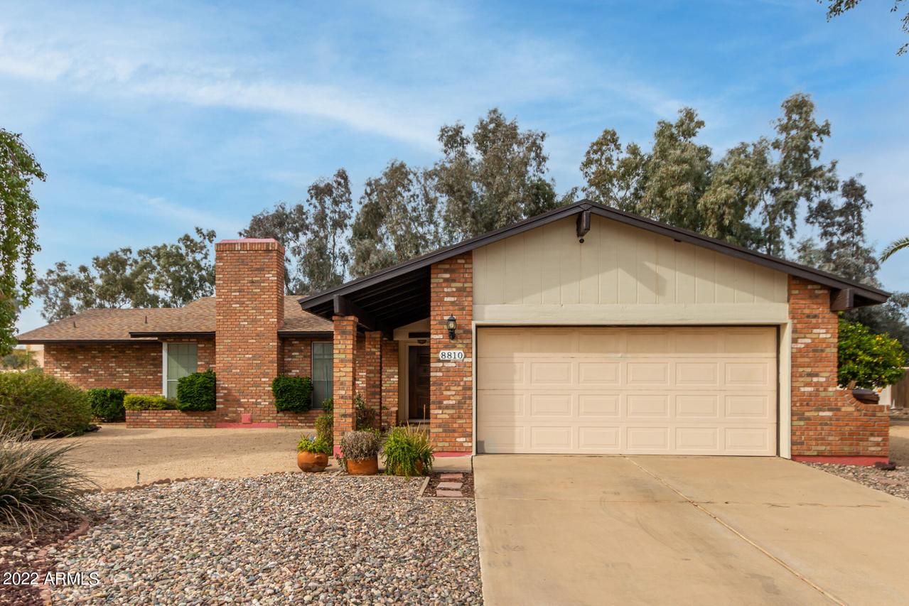 8810 N 105th Ln., Peoria, AZ 85345
