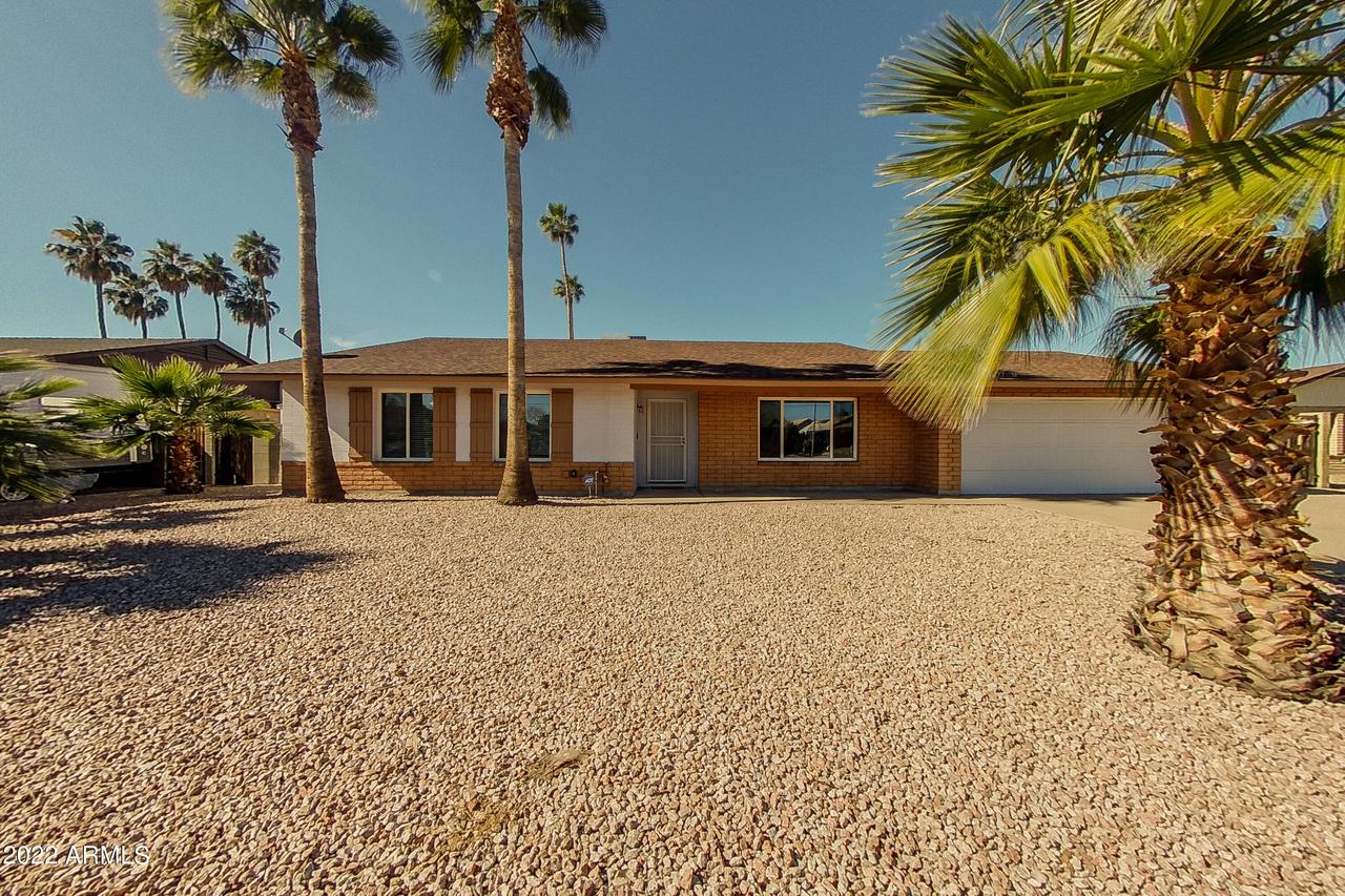 12420 N 43rd Ln., Glendale, AZ 85304
