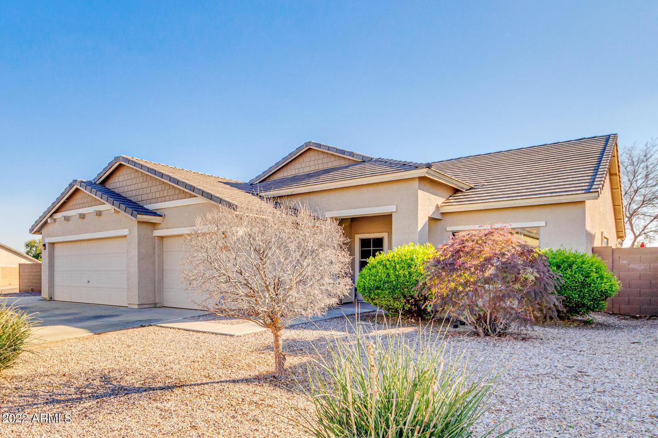 1997 W Quick Draw Way, Queen Creek, AZ 85144