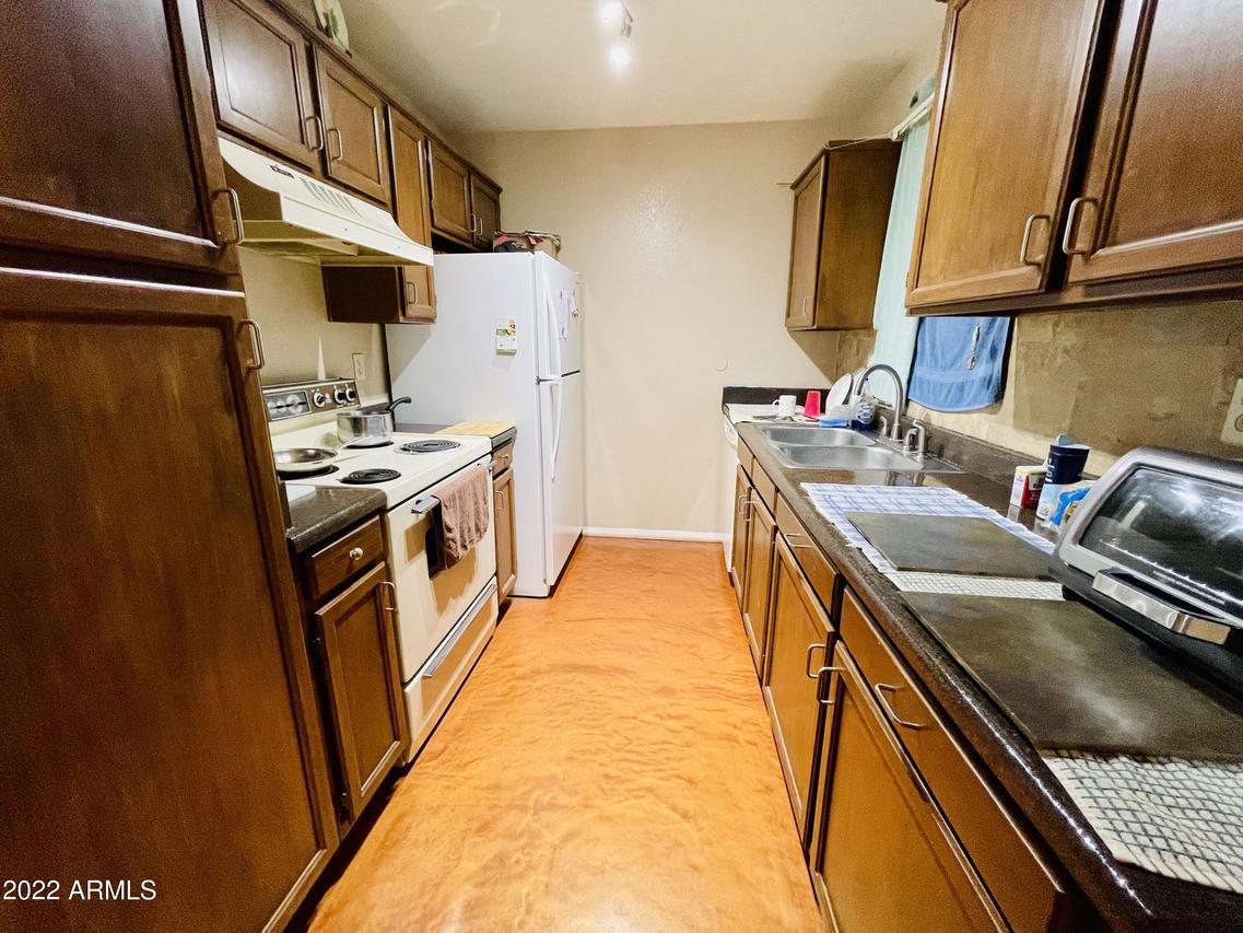 1942 S Emerson #213, Mesa, AZ 85210