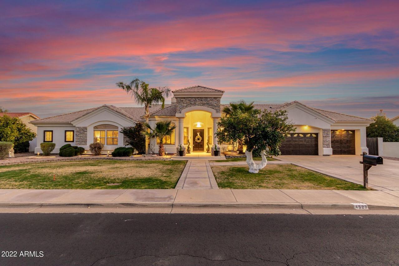 4527 E Elmwood St., Mesa, AZ 85205