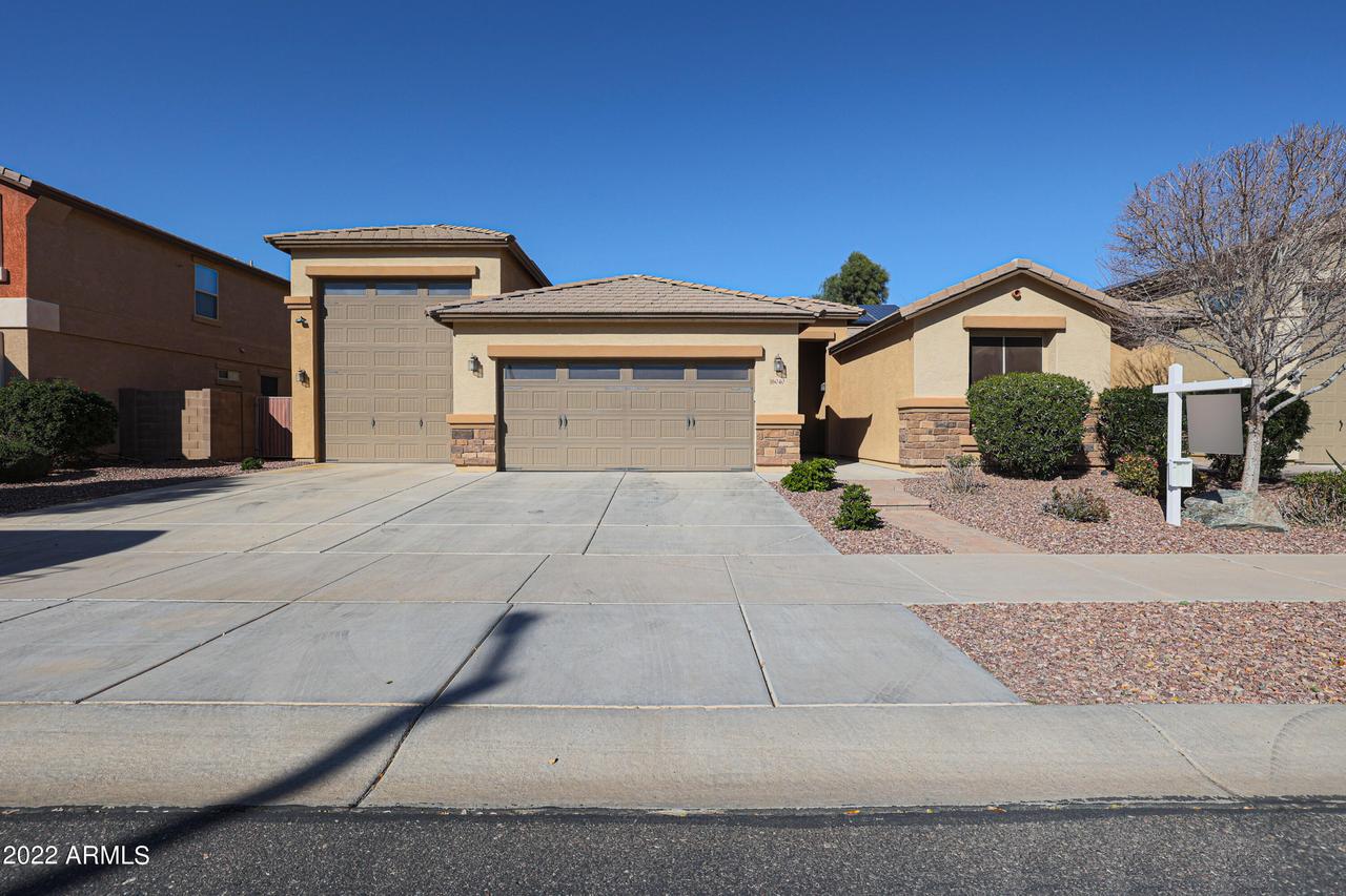 16040 W Canterbury Dr., Surprise, AZ 85379