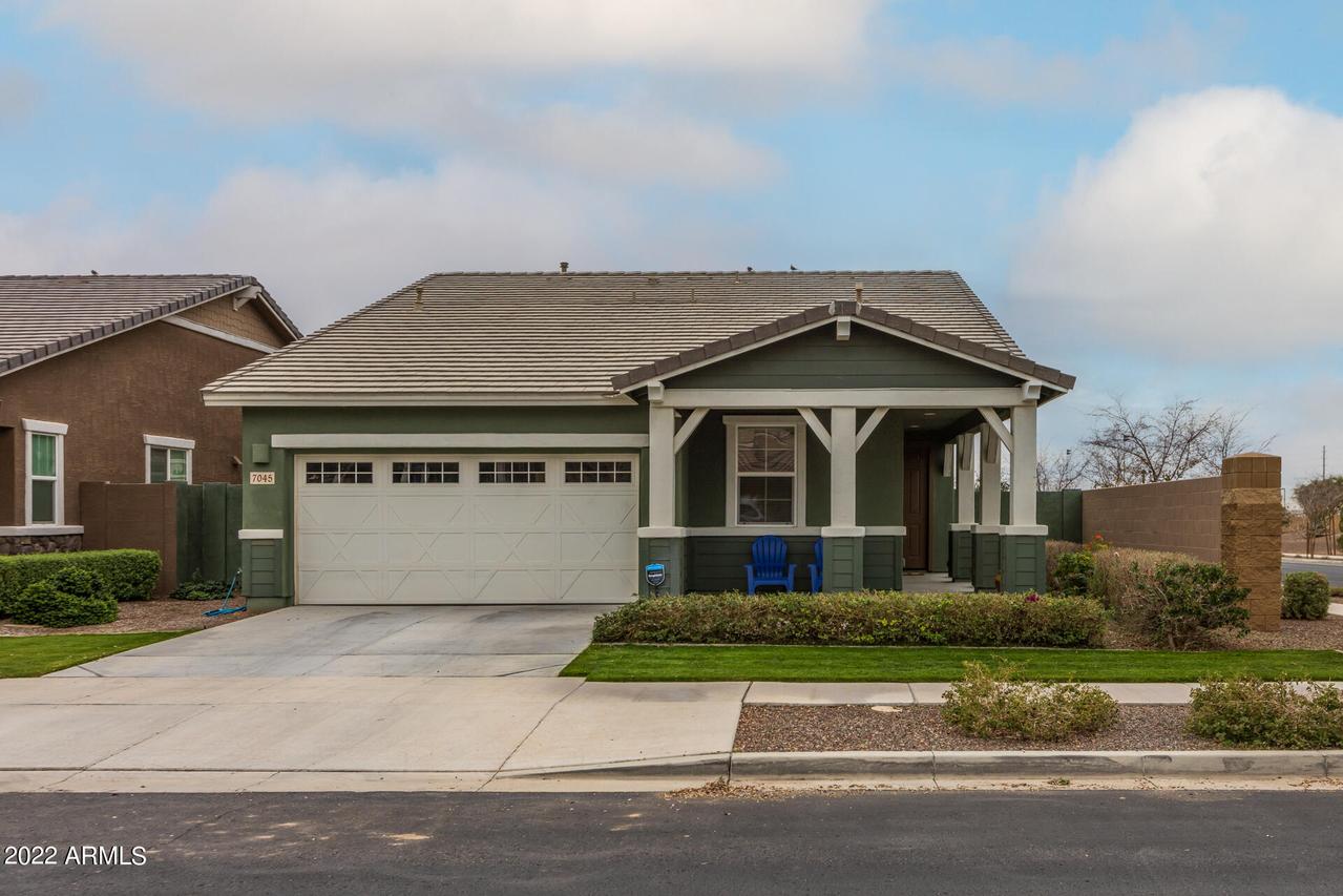 7045 E Olla Ave., Mesa, AZ 85212