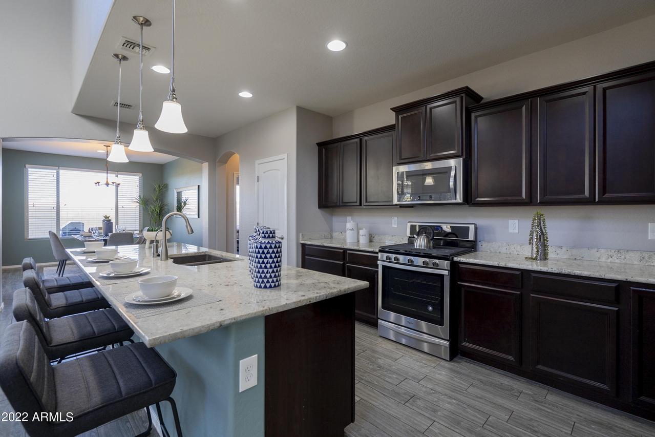 828 W Danish Red Tr., San Tan Valley, AZ 85143