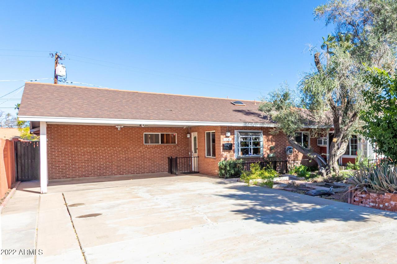 5816 W Vista Ave., Glendale, AZ 85301