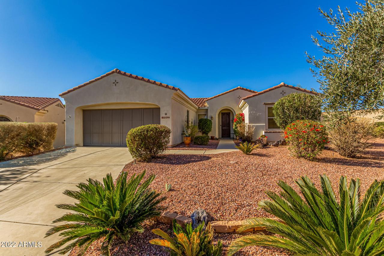 23244 N Via Vistosa Dr., Sun City West, AZ 85375