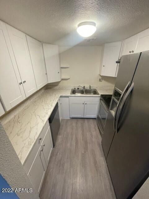 2672 N 43rd Ave. #21D, Phoenix, AZ 85009