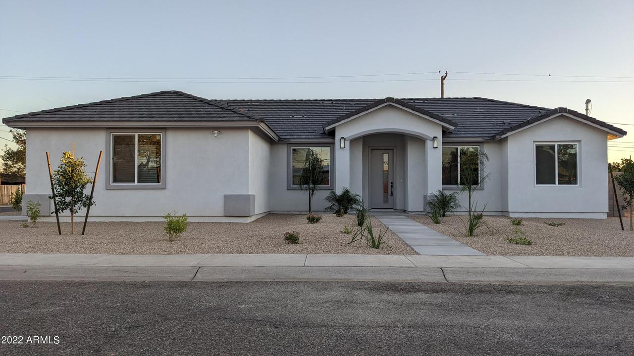 2645 E Phelps Rd., Phoenix, AZ 85032