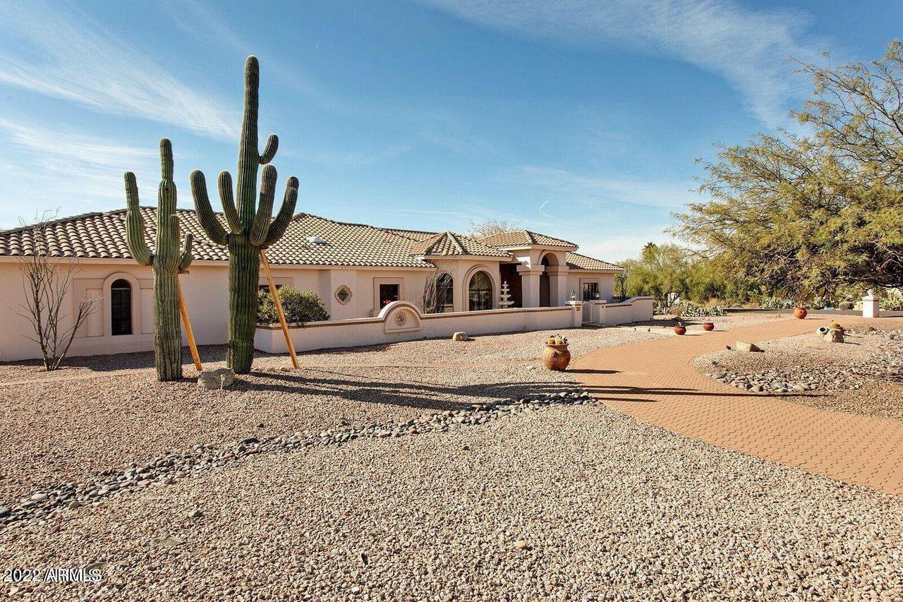 8221 E Juan Tabo Rd., Scottsdale, AZ 85255