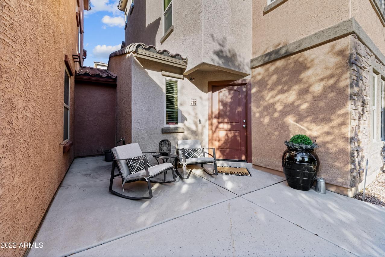 2106 N 77th Ln., Phoenix, AZ 85035