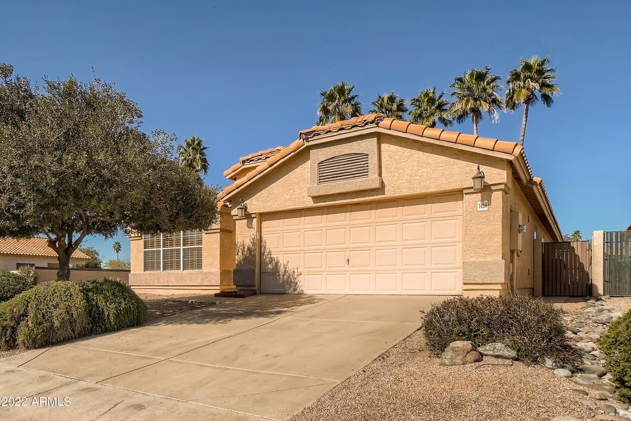 7454 E Knowles Ave., Mesa, AZ 85208