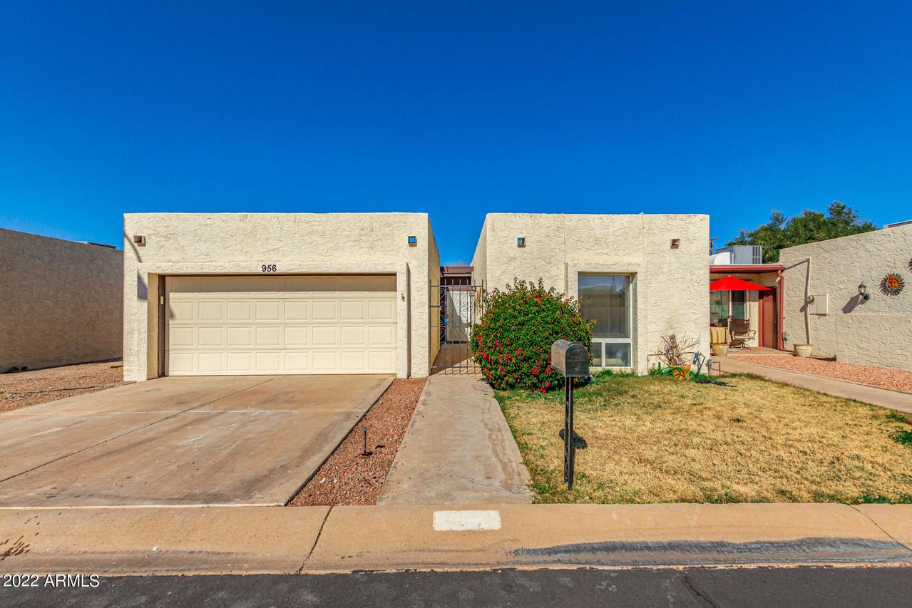 956 W Tulsa St., Chandler, AZ 85225