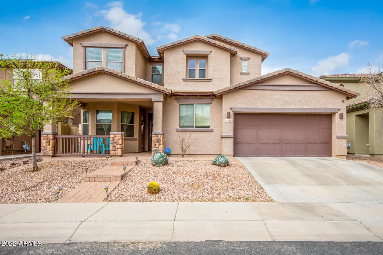 43519 N 44th Ln., Phoenix, AZ 85087