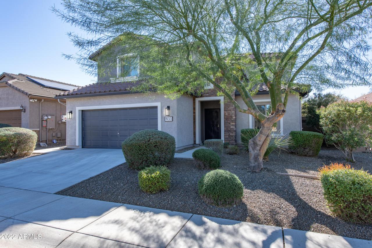 1933 W Black Hill Rd., Phoenix, AZ 85085