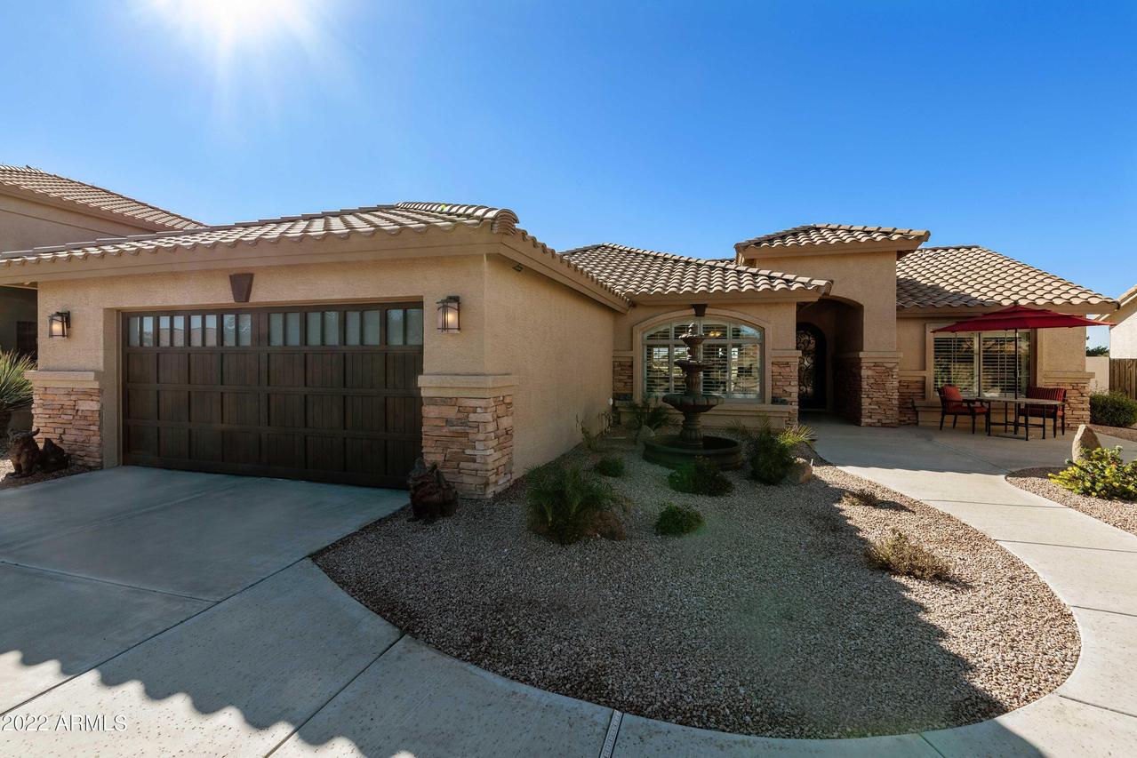 9901 E Cedar Waxwing Dr., Sun Lakes, AZ 85248