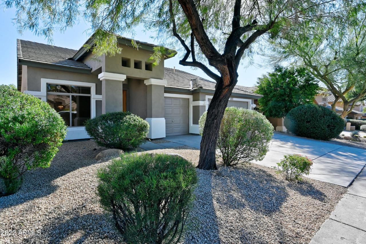 10575 E Tierra Buena Ln., Scottsdale, AZ 85255