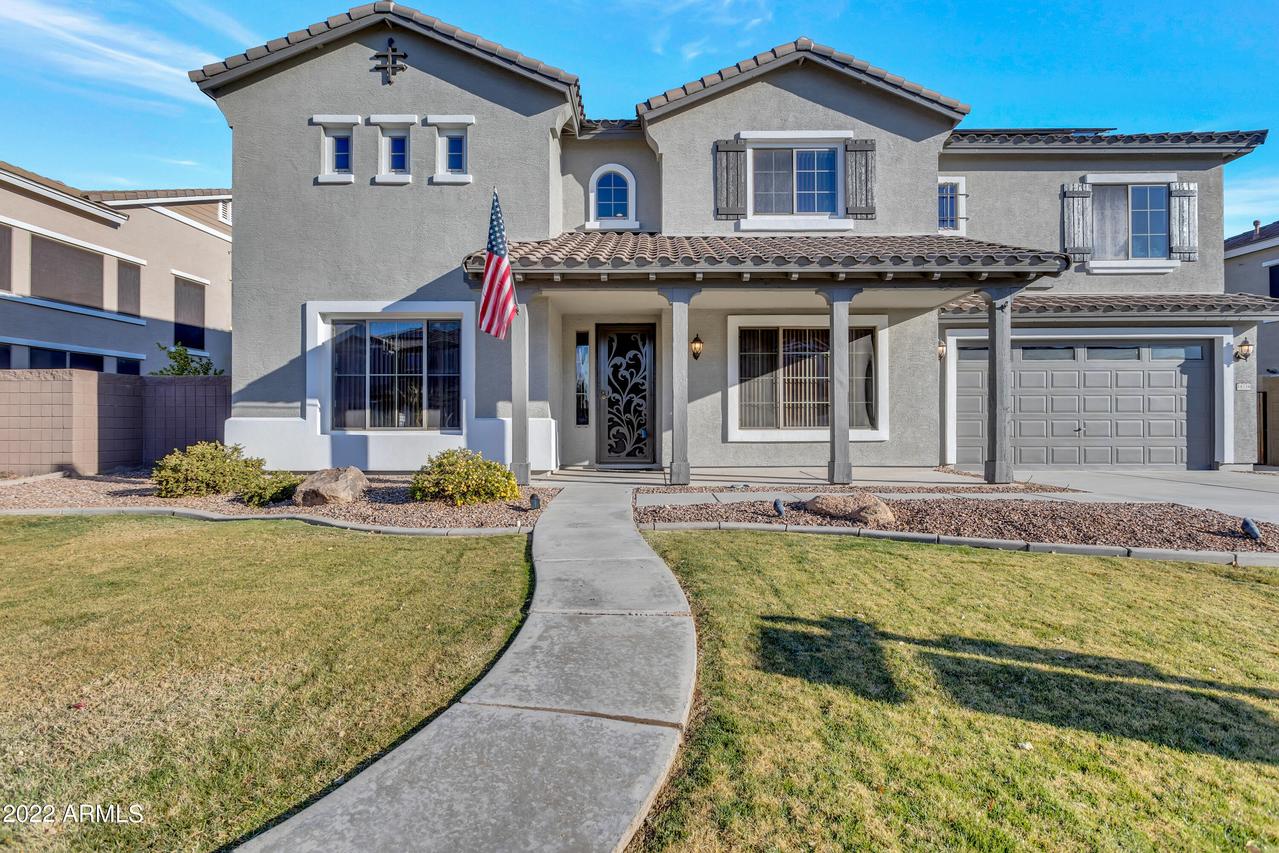 14334 W Mauna Loa Ln., Surprise, AZ 85379