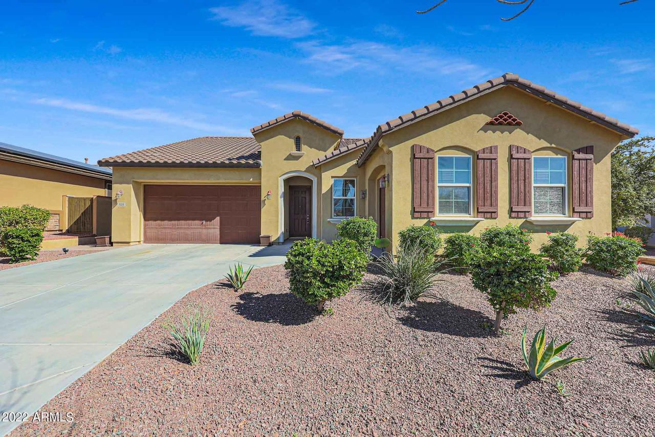 3211 N Clanton St., Buckeye, AZ 85396