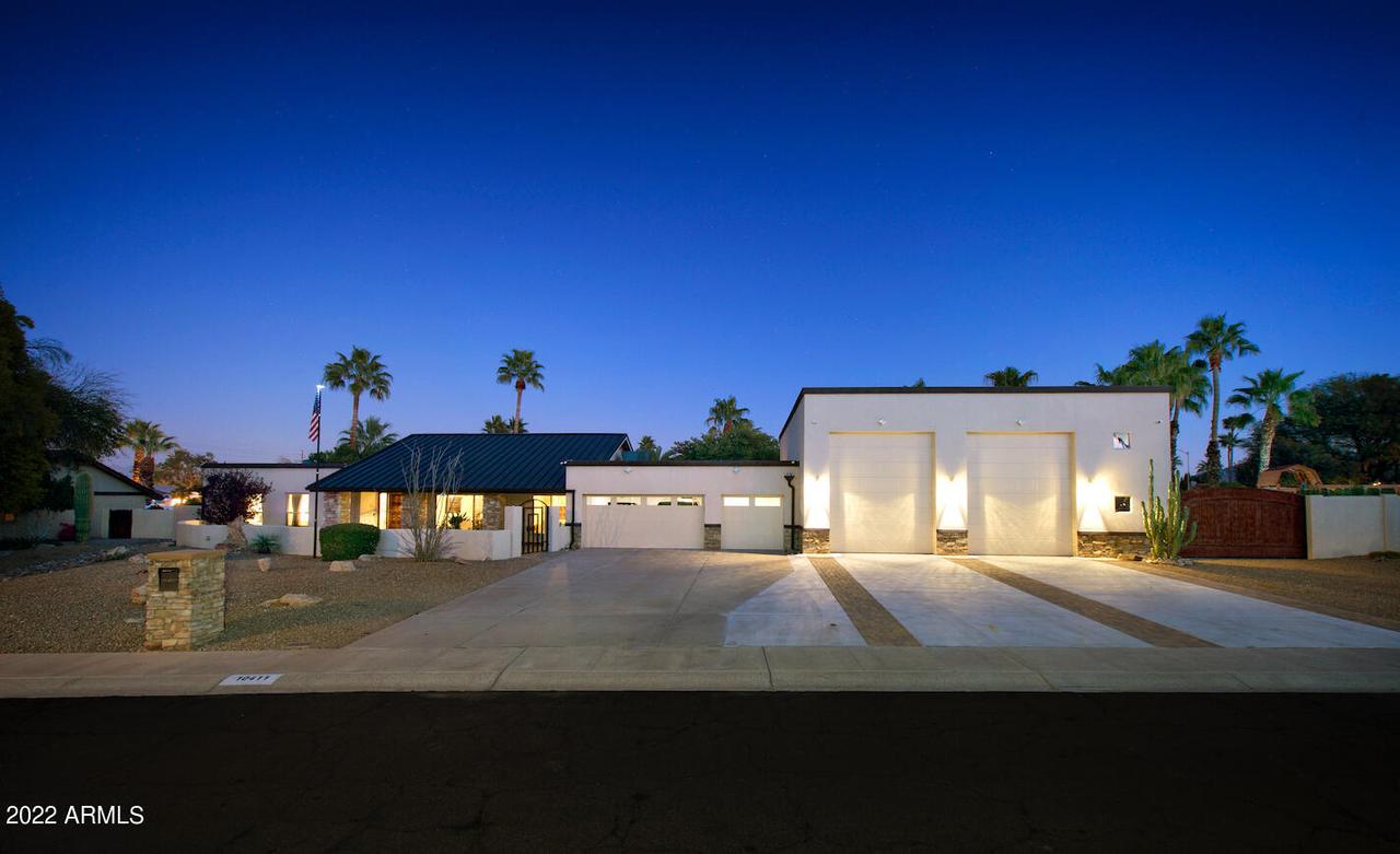10411 N 43rd St., Phoenix, AZ 85028