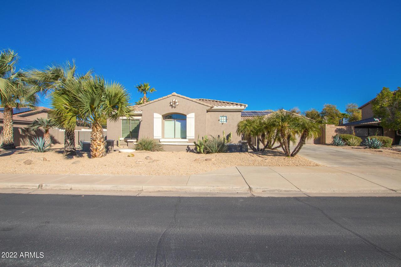 13122 W Palo Verde Dr., Litchfield Park, AZ 85340
