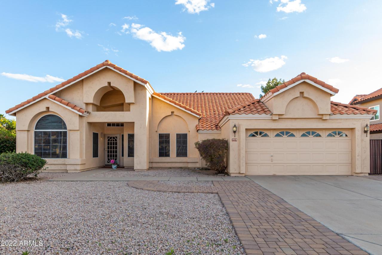 2909 E Northridge St., Mesa, AZ 85213