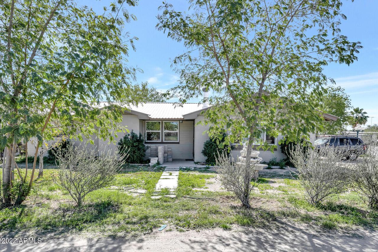 8337 E University Dr., Mesa, AZ 85207