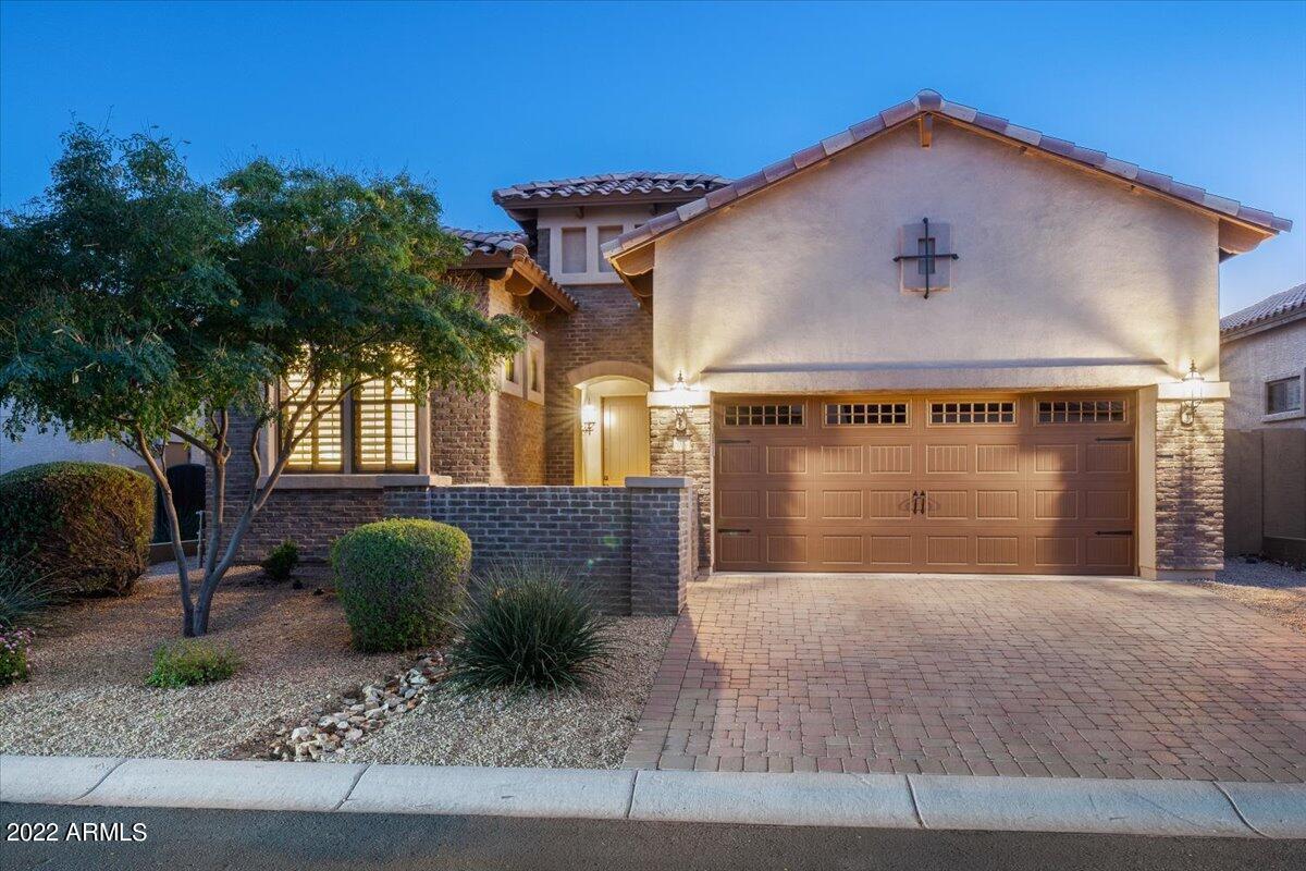 8337 E Ingram St., Mesa, AZ 85207