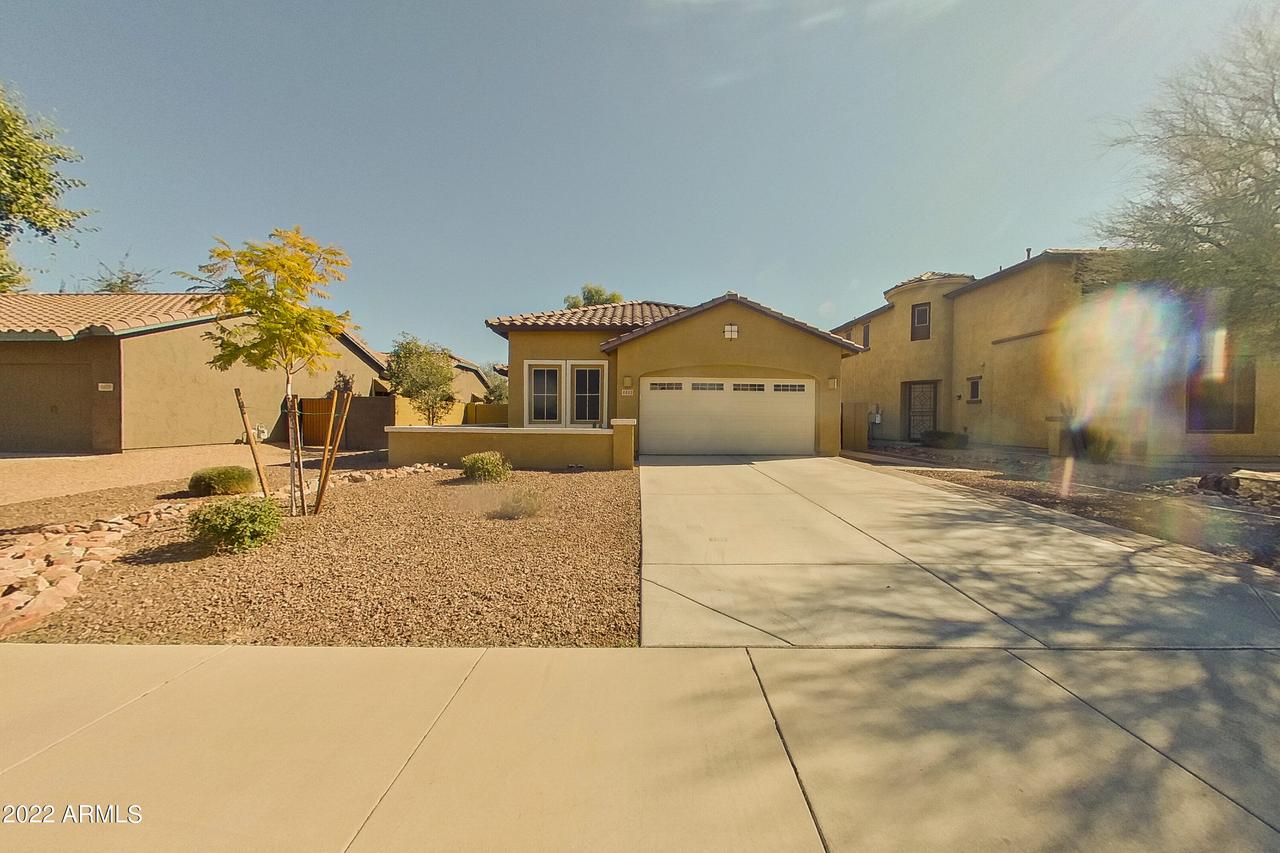 4445 S Leisure Way, Gilbert, AZ 85297
