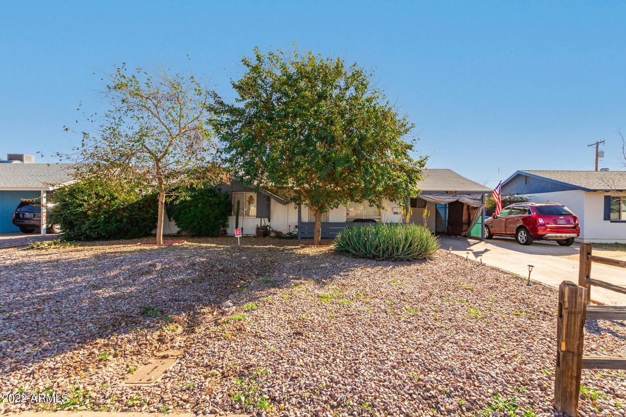 3825 W Orangewood Ave., Phoenix, AZ 85051