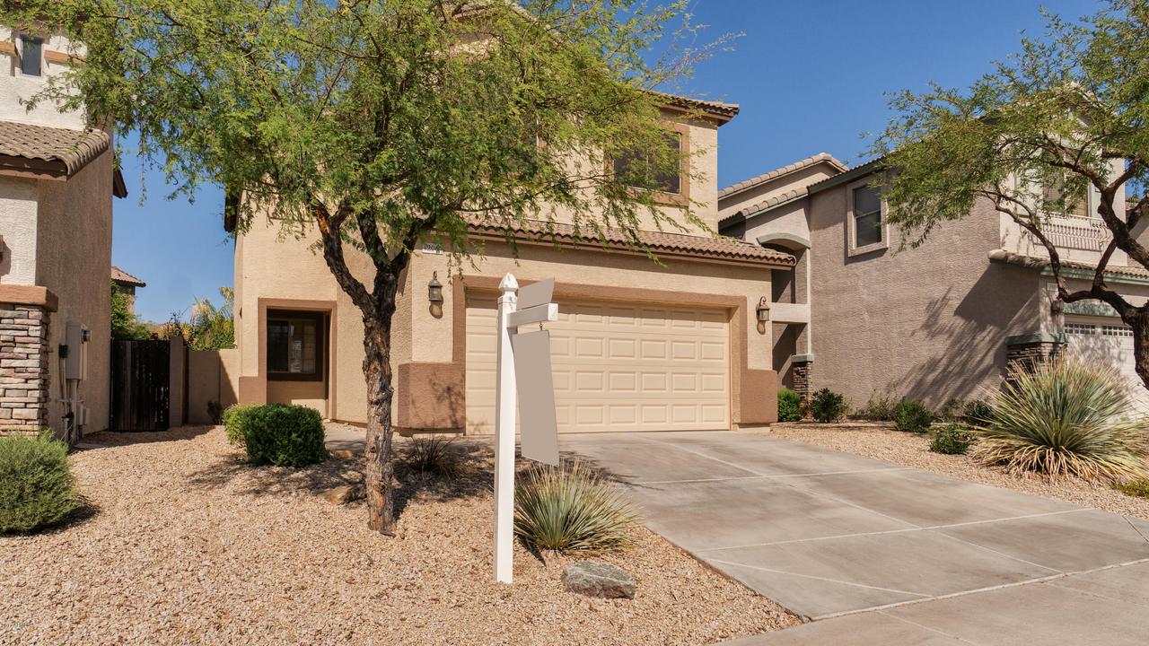 206 E Redwood Ln., Phoenix, AZ 85048
