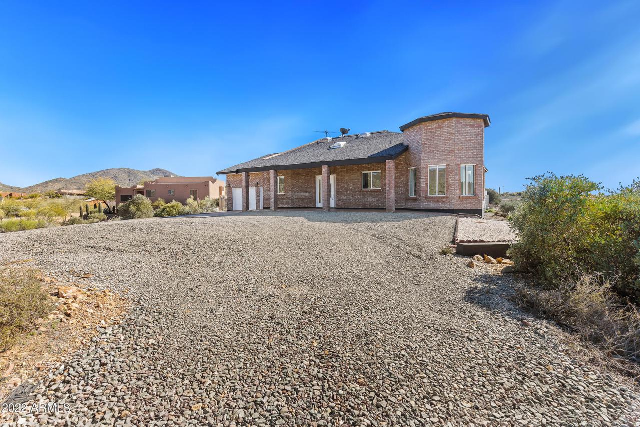 42323 N 3rd St., Phoenix, AZ 85086