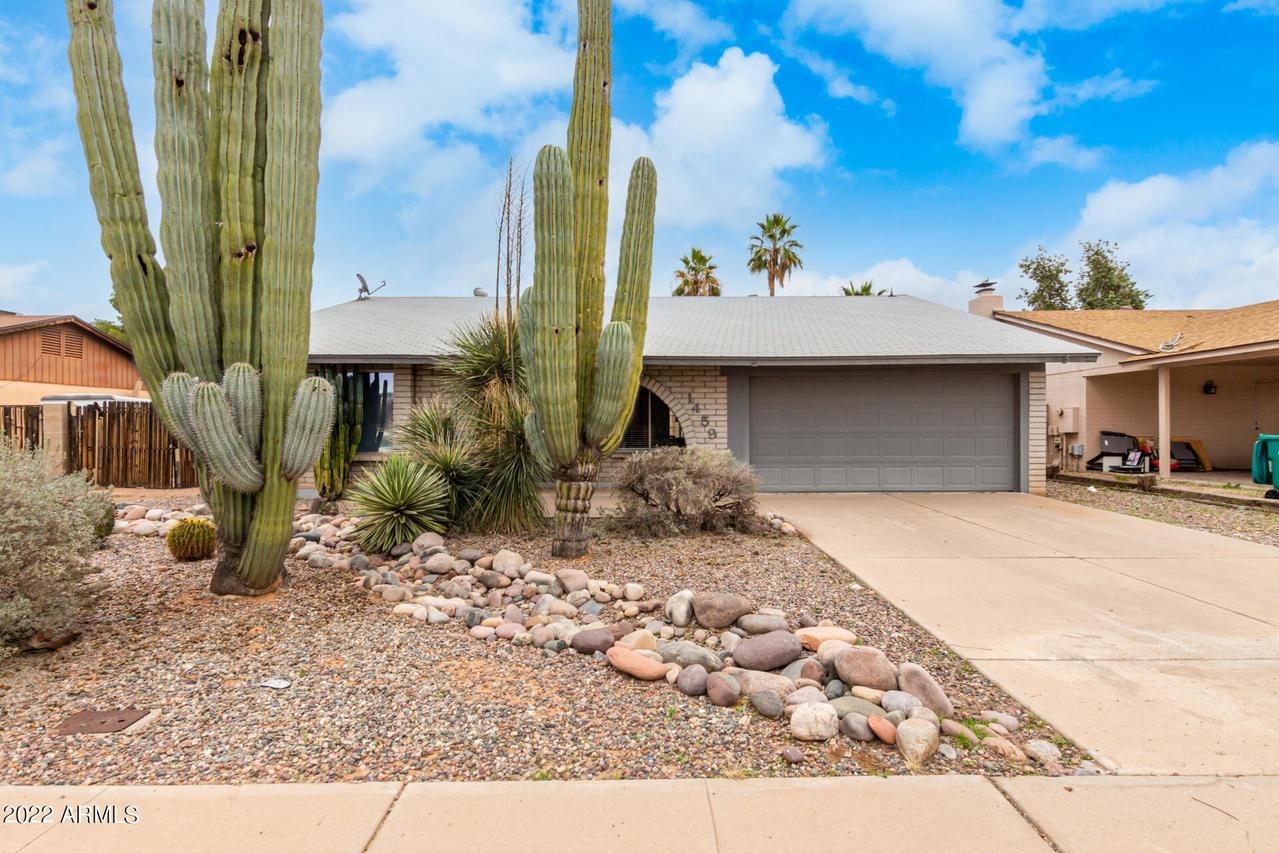 1459 S Glenview, Mesa, AZ 85204