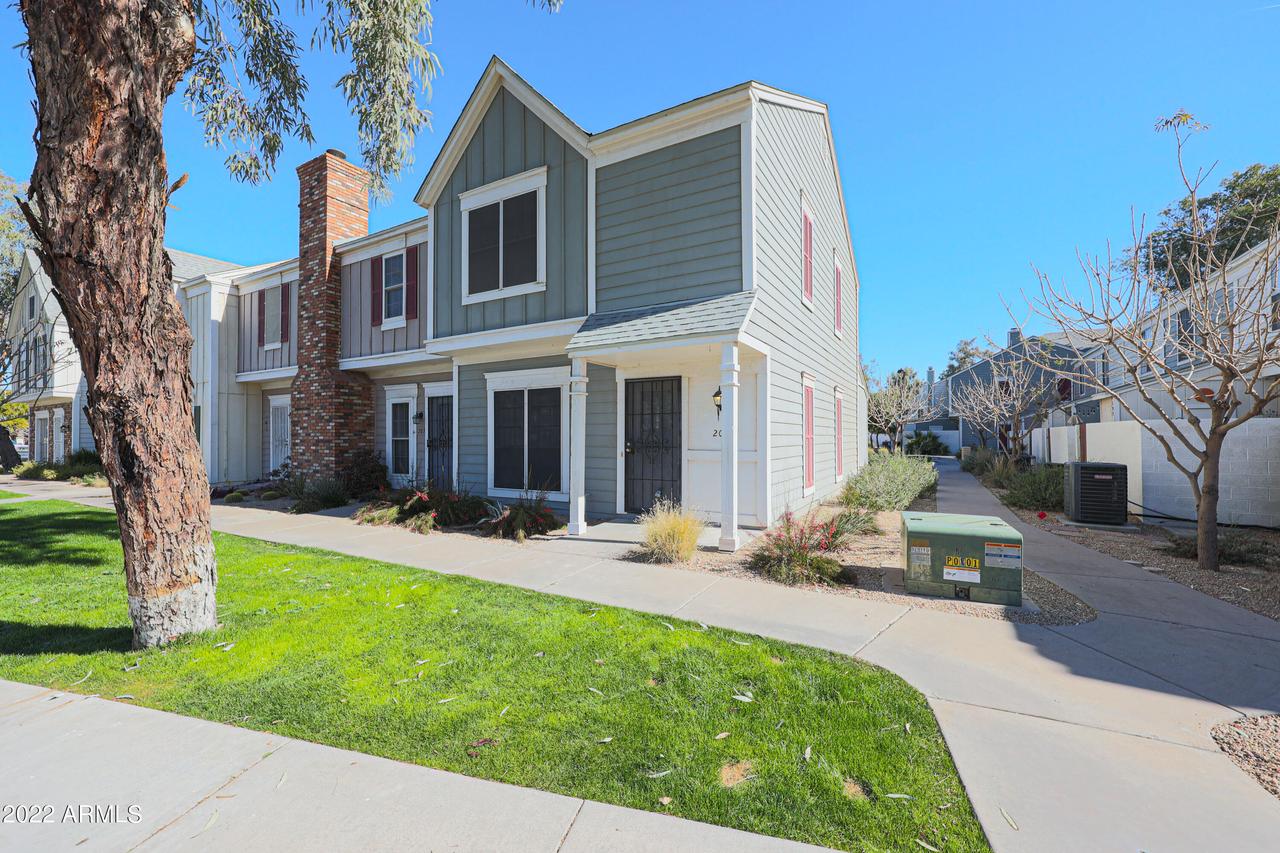 1600 N Saba St. #202, Chandler, AZ 85225