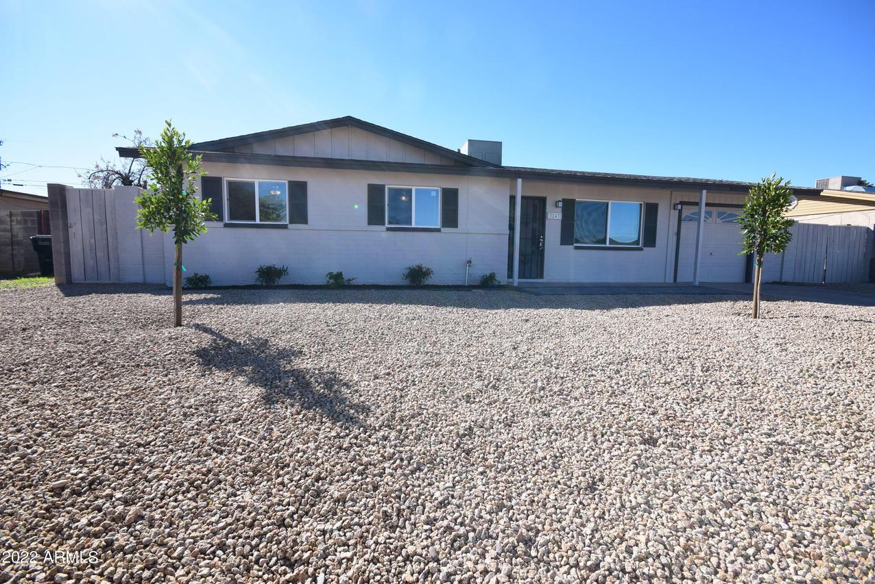 3243 E Nisbet Rd., Phoenix, AZ 85032