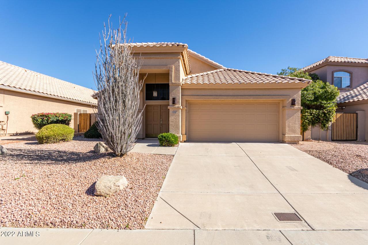 16633 S 14 St., Phoenix, AZ 85048