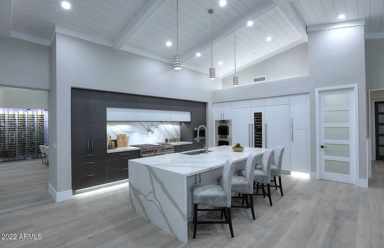 4721 E Caron St., Phoenix, AZ 85028