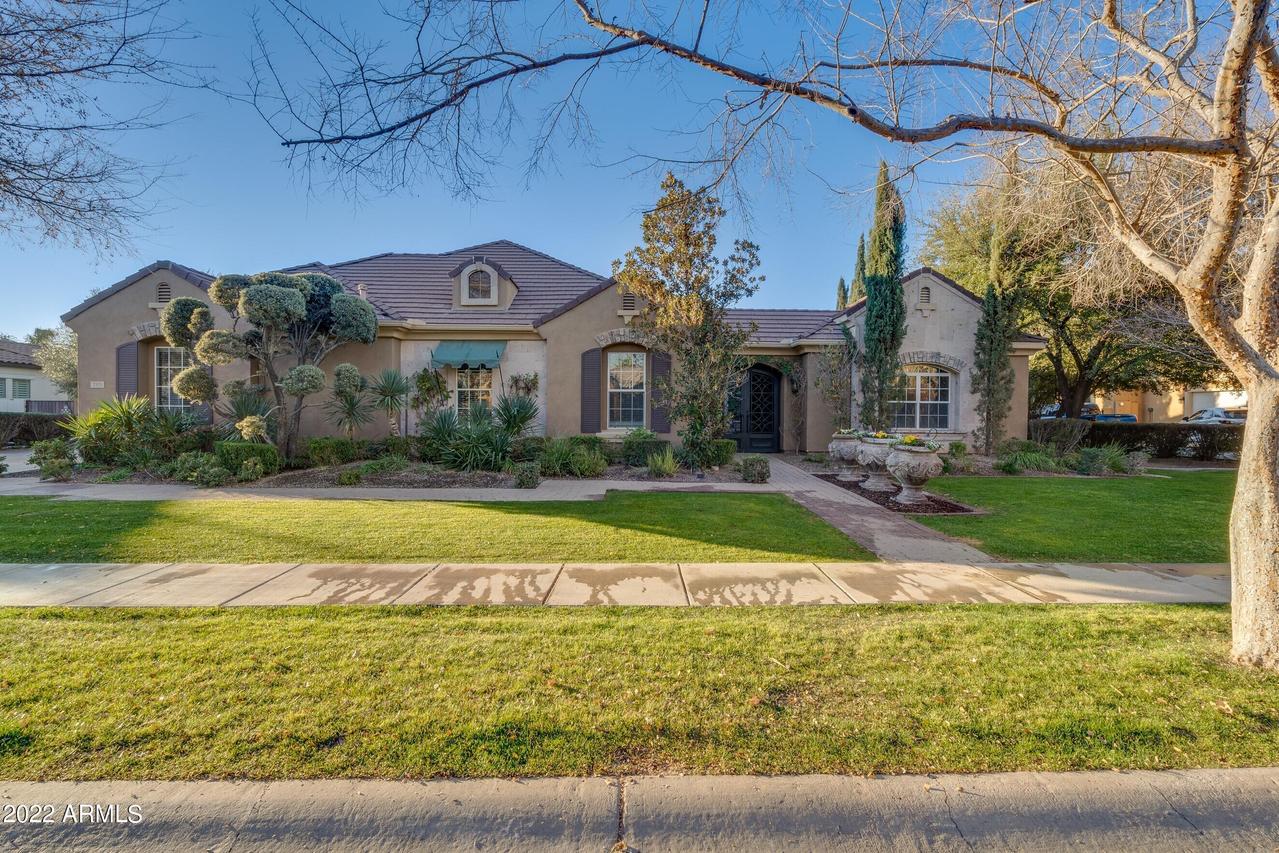 2925 E Page Ave., Gilbert, AZ 85234