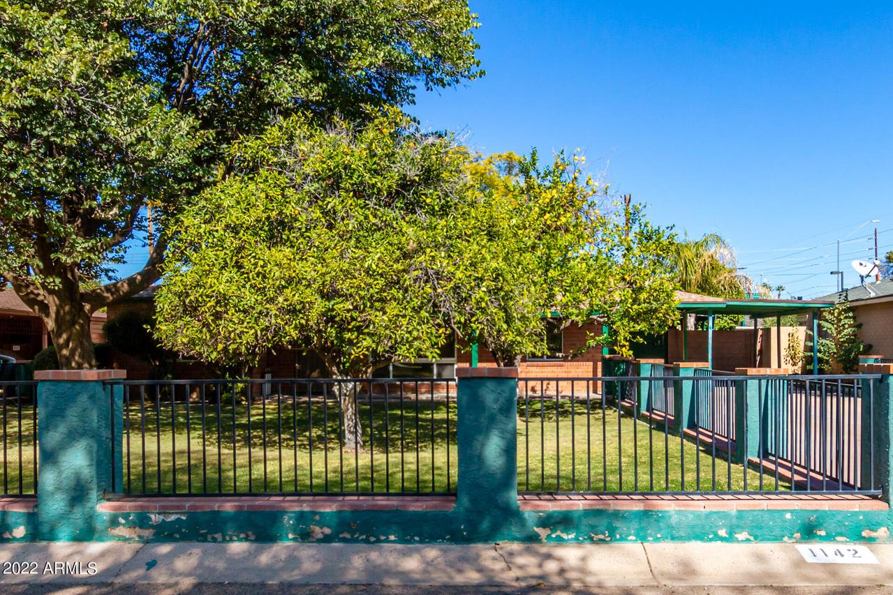 1142 E Flynn Ln., Phoenix, AZ 85014