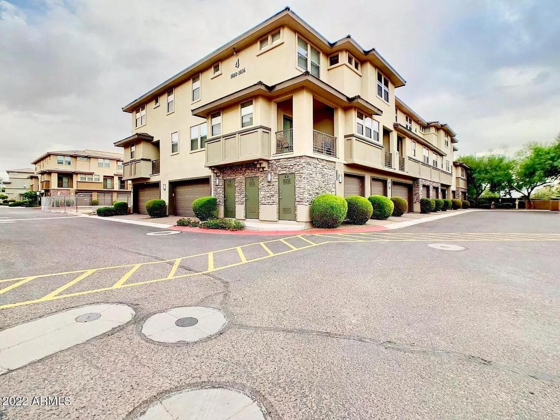 17850 N 68th St. #1030, Phoenix, AZ 85054