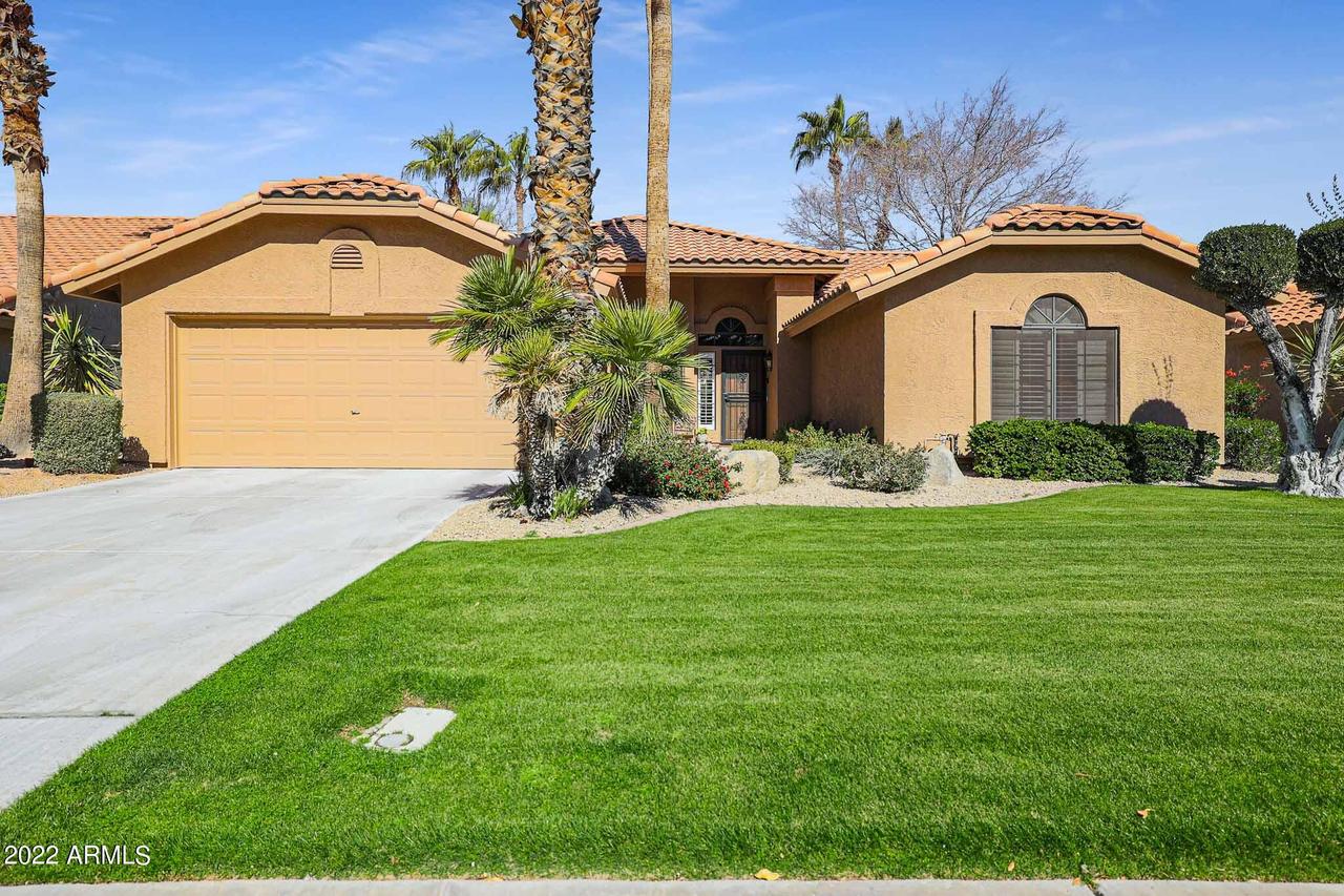 9752 W Mcrae Way, Peoria, AZ 85382