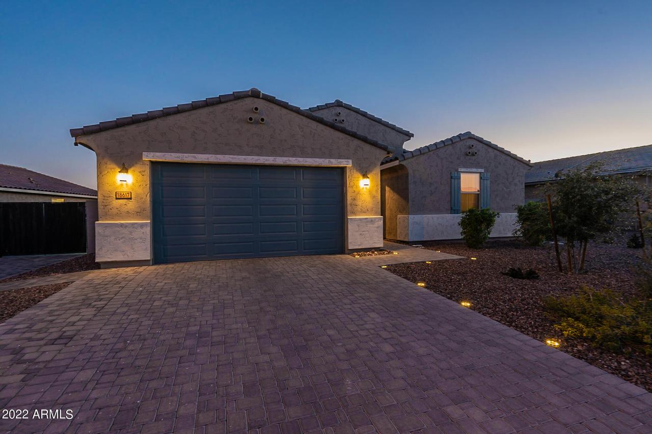 18617 W Alice Ave., Waddell, AZ 85355