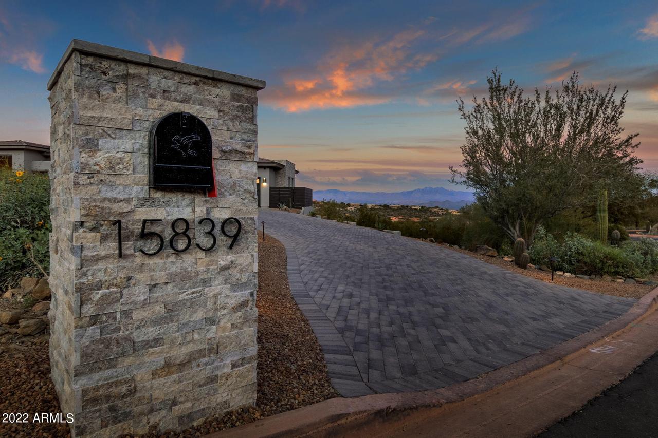15839 N Mountain Parkway Pkwy., Fountain Hills, AZ 85268