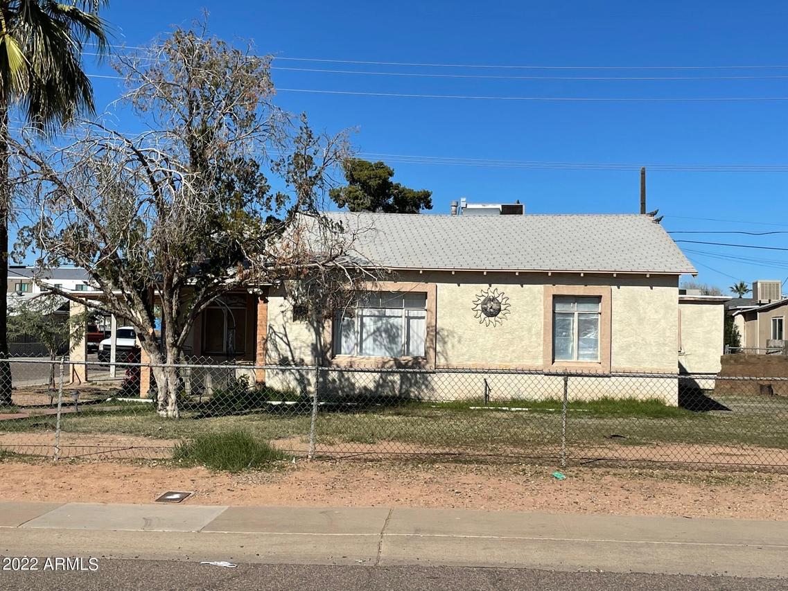 3302 E Mckinley St., Phoenix, AZ 85008