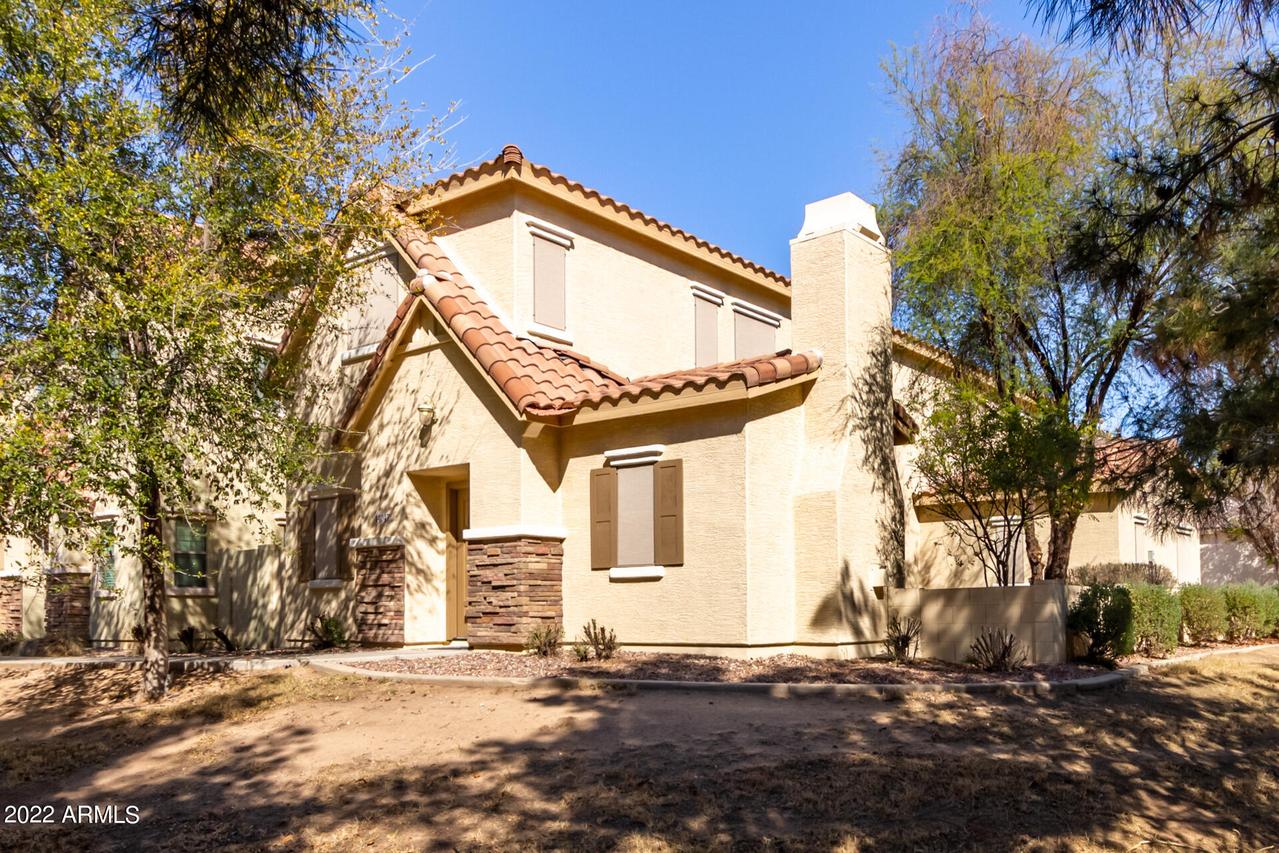 14047 W Country Gables Dr., Surprise, AZ 85379