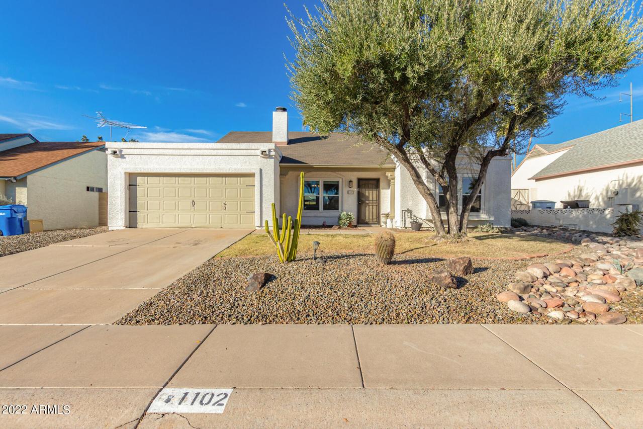 1102 E Piute Ave., Phoenix, AZ 85024