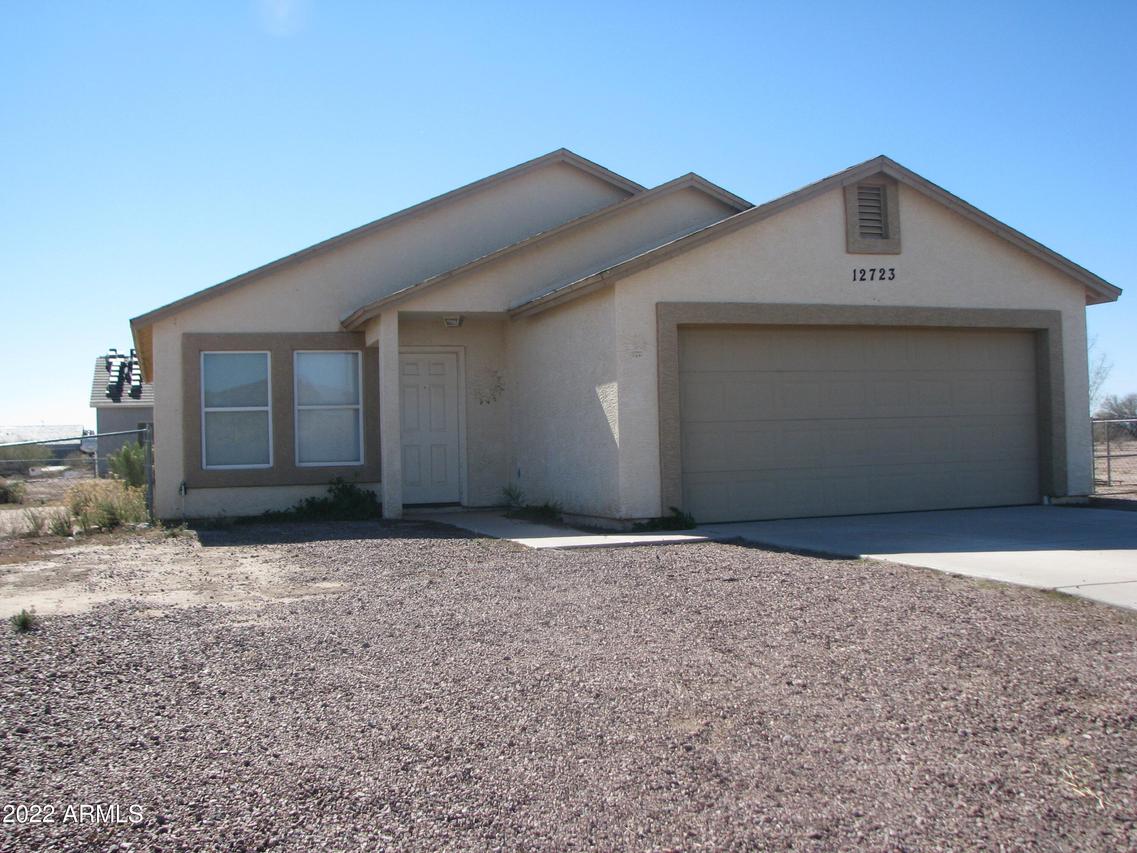 12723 W Jenero Dr., Arizona City, AZ 85123
