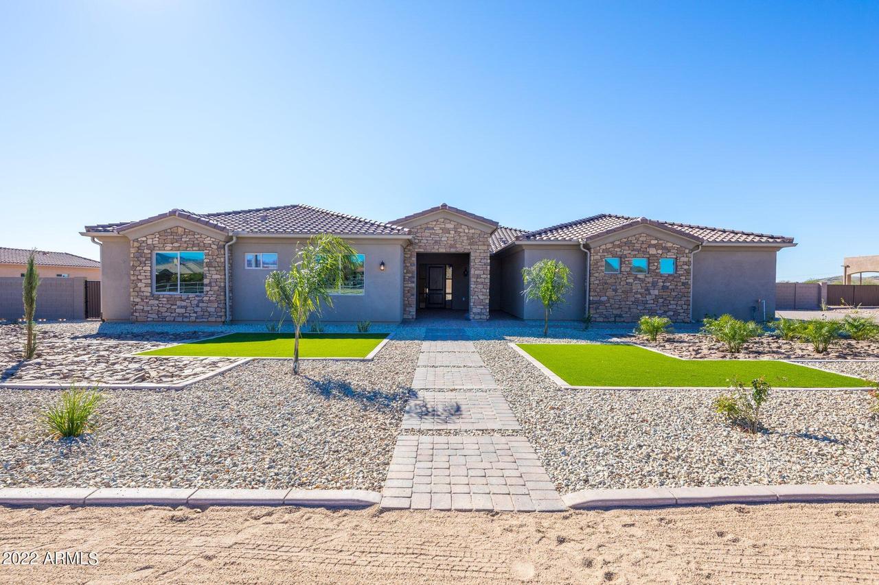 1415 W Irvine Rd., Phoenix, AZ 85086