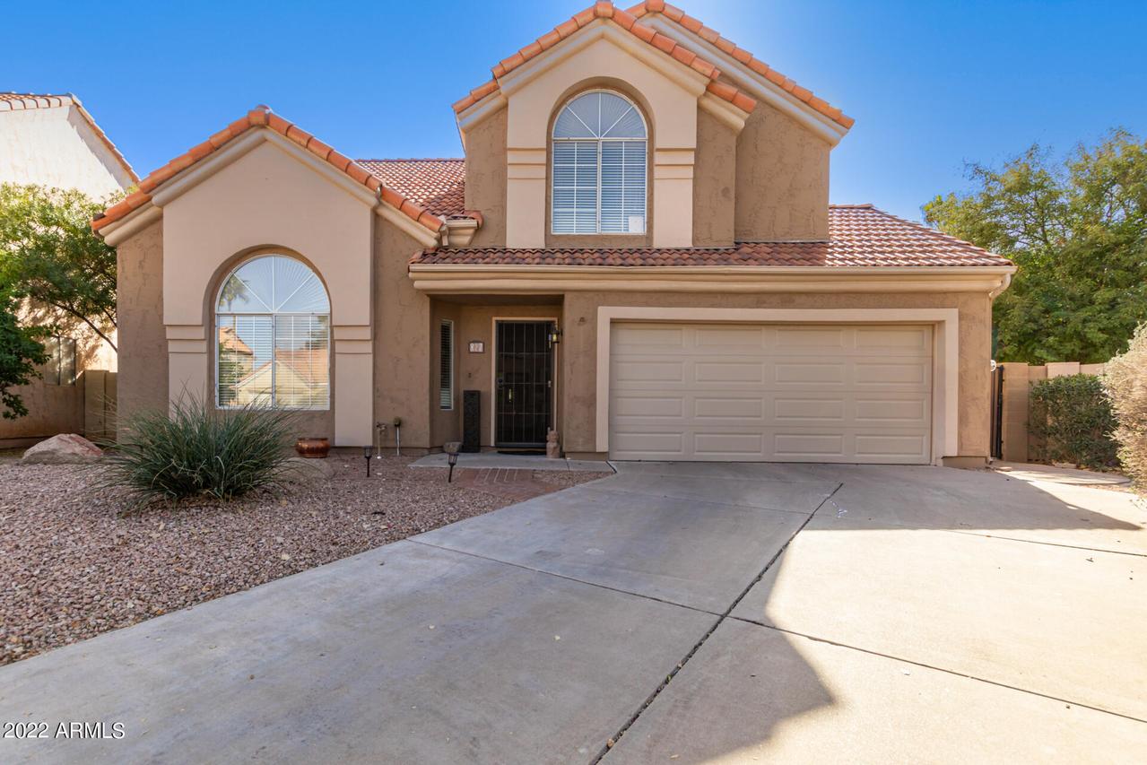 827 W Sherri Dr., Gilbert, AZ 85233