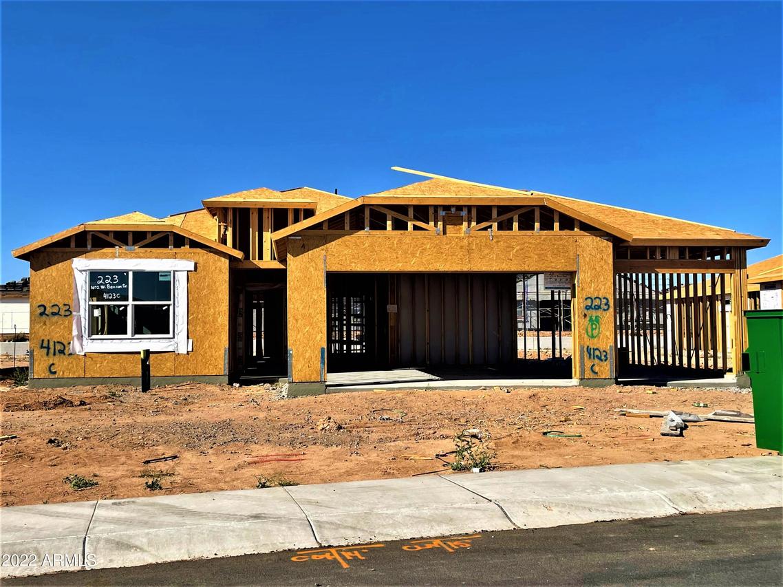 1072 W Beacon Dr., Casa Grande, AZ 85122